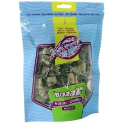 Braaaf Vissnack Zalmhuid 1,5 Cm X 1,5 Cm. Verpakking: 70gr. 1,5 X 1,5 Cm